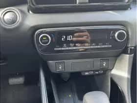 Toyota Yaris (2025) thumbnail 19