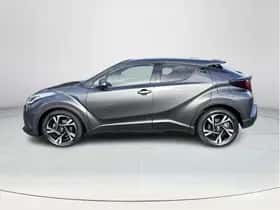 Toyota C-HR (2023) thumbnail 3