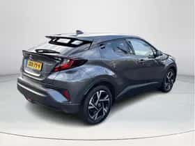 Toyota C-HR (2023) thumbnail 6