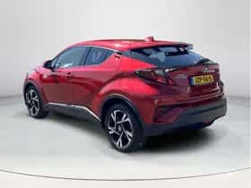 Toyota C-HR (2023) thumbnail 3