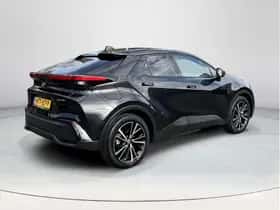 Toyota C-HR (2025) thumbnail 5