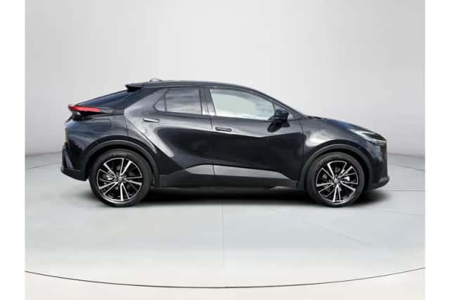 Toyota C-HR (2025) thumbnail 6
