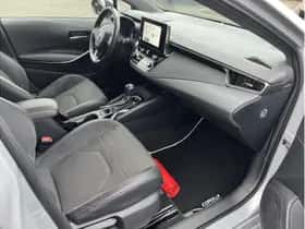 Toyota Corolla (2022) thumbnail 12