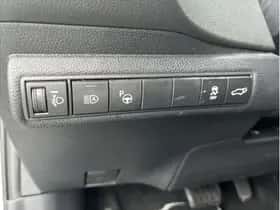 Toyota Corolla (2022) thumbnail 17
