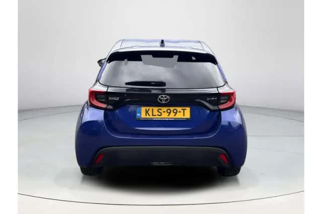 Toyota Yaris (2025) thumbnail 4