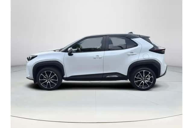 Toyota Yaris Cross (2023) thumbnail 1