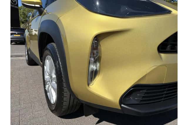 Toyota Yaris Cross (2023) thumbnail 1