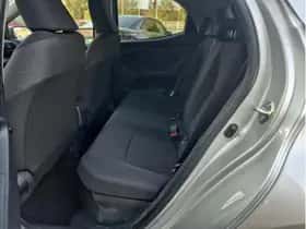 Toyota Yaris (2021) thumbnail 15