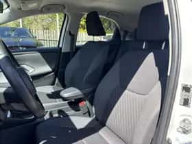 Toyota Yaris (2021) thumbnail 13