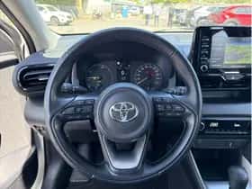 Toyota Yaris (2021) thumbnail 14