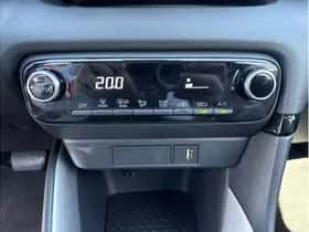 Toyota Yaris (2021) thumbnail 20