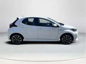 Toyota Yaris (2021) thumbnail 6