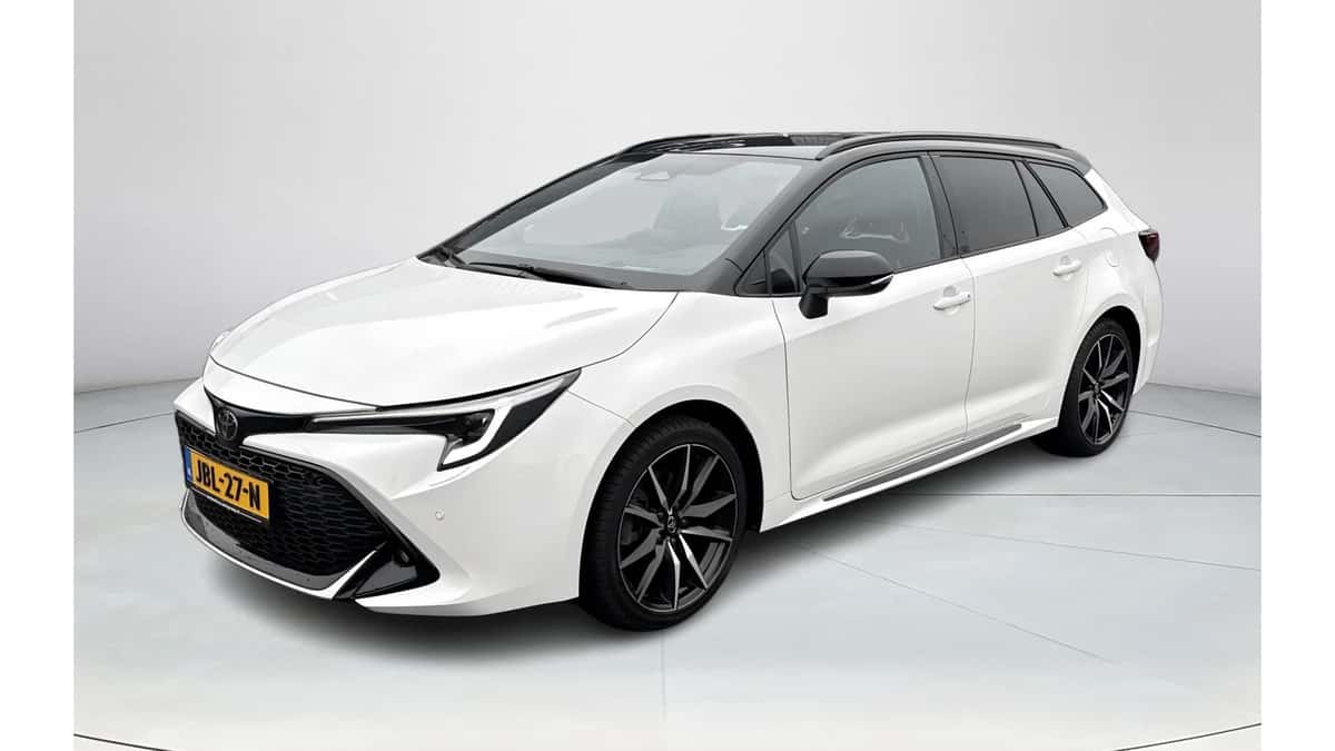 Toyota Corolla (2024) — foto 1