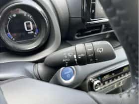 Toyota Yaris (2023) thumbnail 22