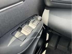 Toyota Yaris (2023) thumbnail 25