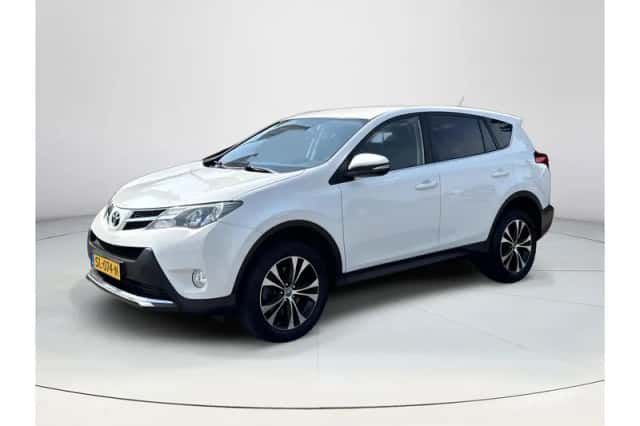 Toyota RAV4 (2014) thumbnail 1