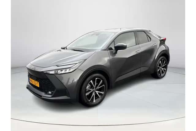 Toyota C-HR (2025) thumbnail 1