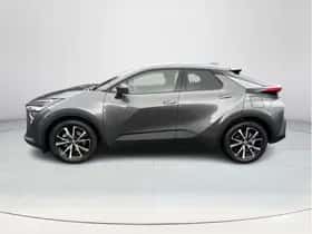 Toyota C-HR (2025) thumbnail 2