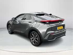 Toyota C-HR (2025) thumbnail 3