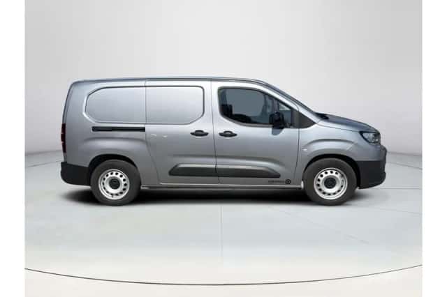 Toyota Proace (2025) thumbnail 6