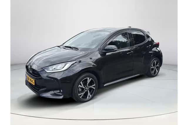 Toyota Yaris (2024) thumbnail 1