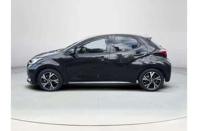 Toyota Yaris (2024) thumbnail 2