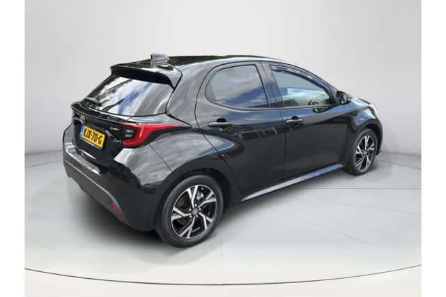 Toyota Yaris (2024) thumbnail 5