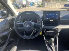 Toyota Yaris (2024) thumbnail 13