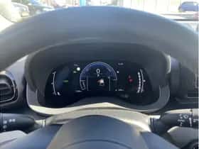 Toyota Yaris (2024) thumbnail 16