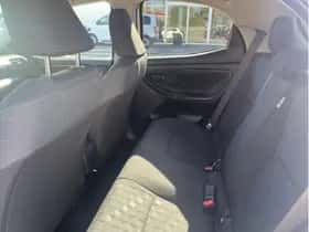 Toyota Yaris (2024) thumbnail 25