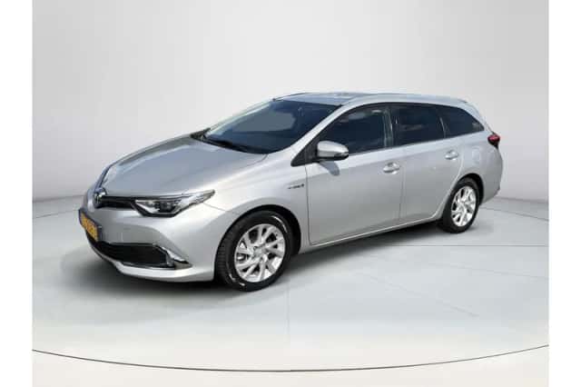 Toyota Auris (2018) thumbnail 1