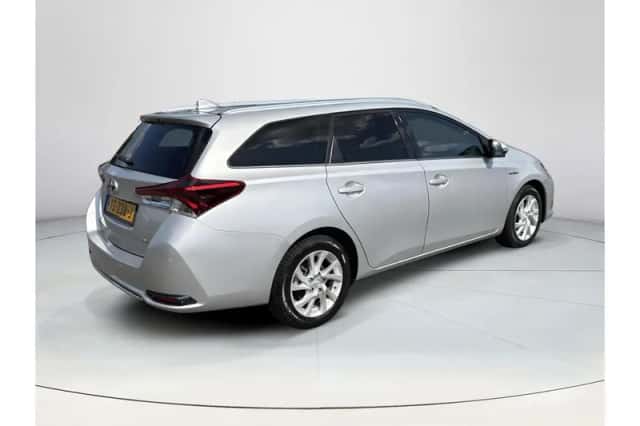 Toyota Auris (2018) thumbnail 5