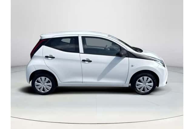 Toyota Aygo (2021) thumbnail 6