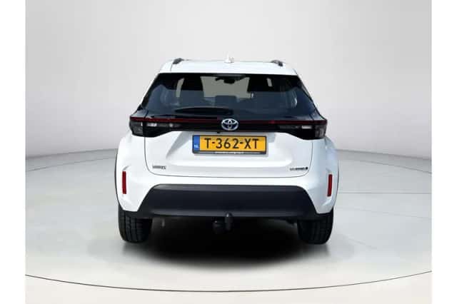 Toyota Yaris Cross (2023) thumbnail 4