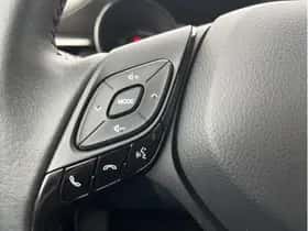 Toyota C-HR (2020) thumbnail 21