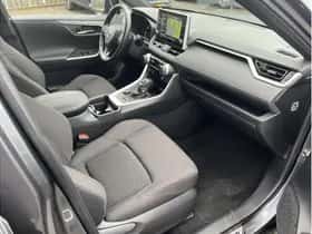 Toyota RAV4 (2022) thumbnail 12