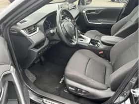 Toyota RAV4 (2022) thumbnail 13