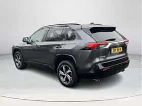 Toyota RAV4 (2022) thumbnail 3