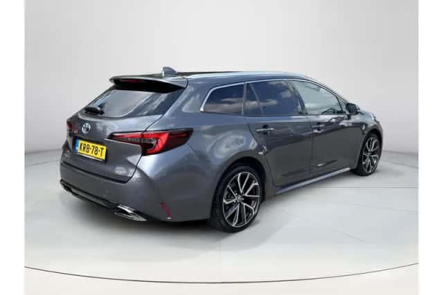 Toyota Corolla (2024) thumbnail 5
