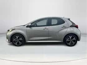 Toyota Yaris (2025) thumbnail 2