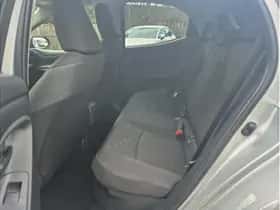 Toyota Yaris (2025) thumbnail 12