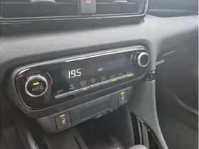 Toyota Yaris (2025) thumbnail 18