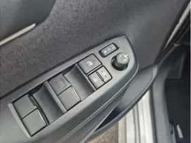 Toyota Yaris (2025) thumbnail 23