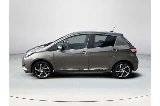 Toyota Yaris (2018) thumbnail 2