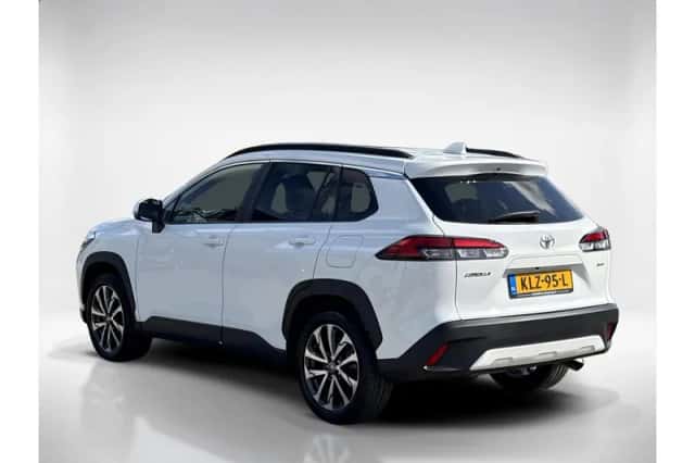 Toyota Corolla (2025) thumbnail 3