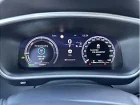Toyota Corolla (2024) thumbnail 16