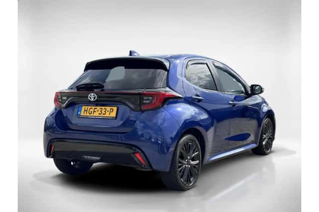 Toyota Yaris (2021) thumbnail 5