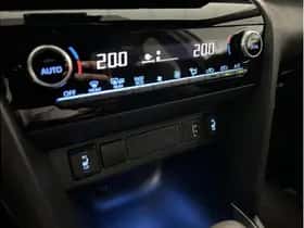 Toyota Yaris Cross (2024) thumbnail 10
