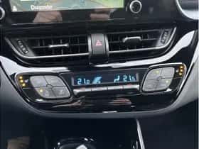 Toyota C-HR (2020) thumbnail 20