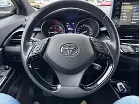 Toyota C-HR (2020) thumbnail 25